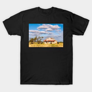 Old farmhouse late afternoon T-Shirt